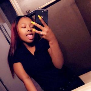 Meet your Posher, Jasmine